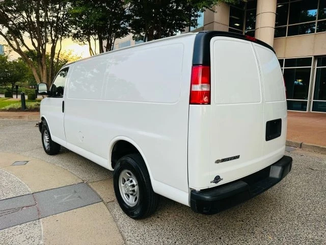 2021 Chevrolet Express - Image 5 of 21