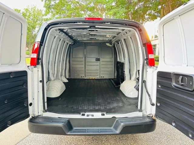 2021 Chevrolet Express - Image 8 of 21