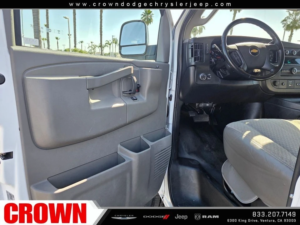 2021 Chevrolet Express - Image 19 of 21