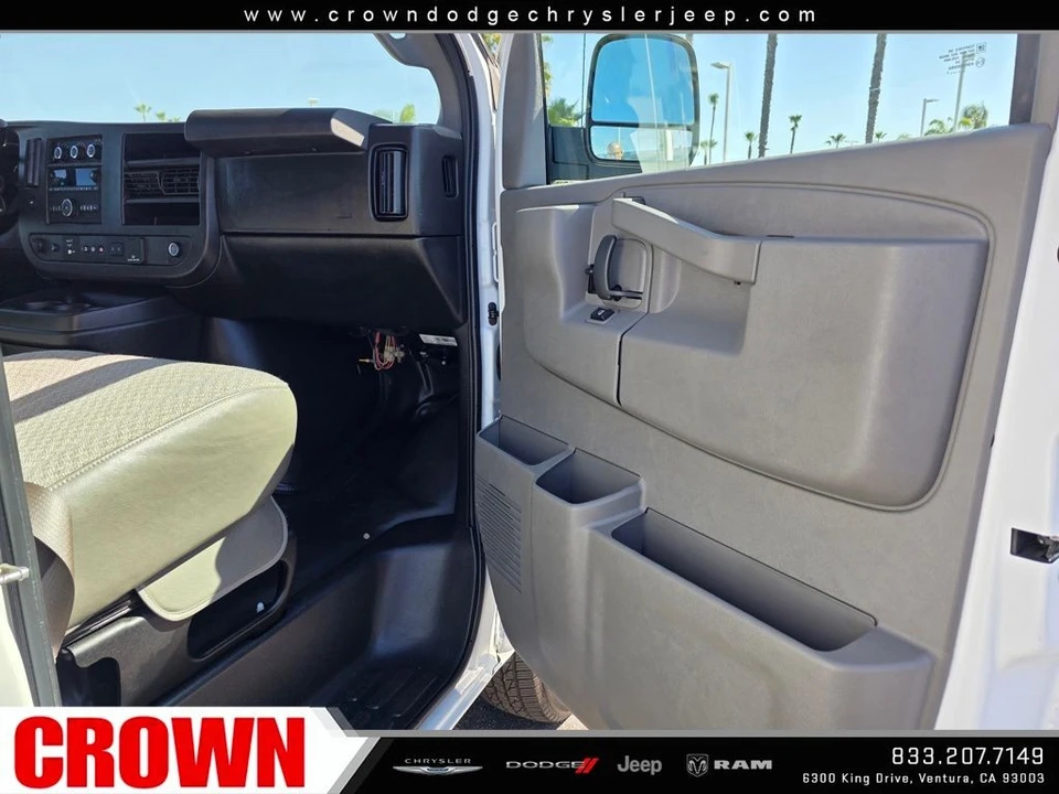 2021 Chevrolet Express - Image 13 of 21