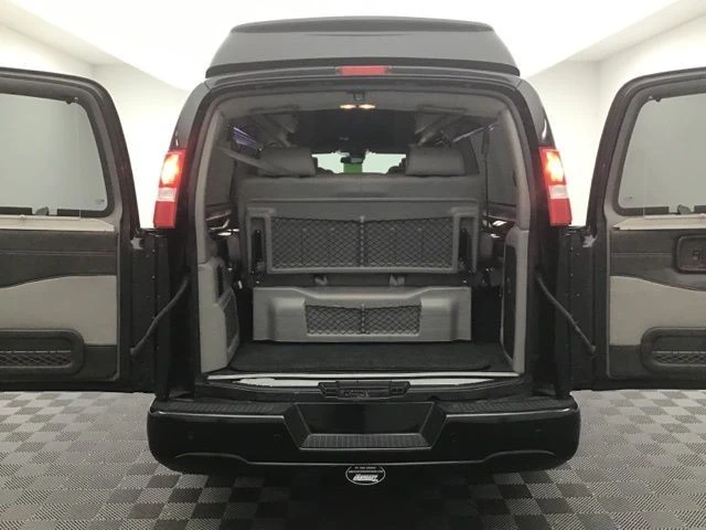 2021 Chevrolet Express - Image 6 of 12