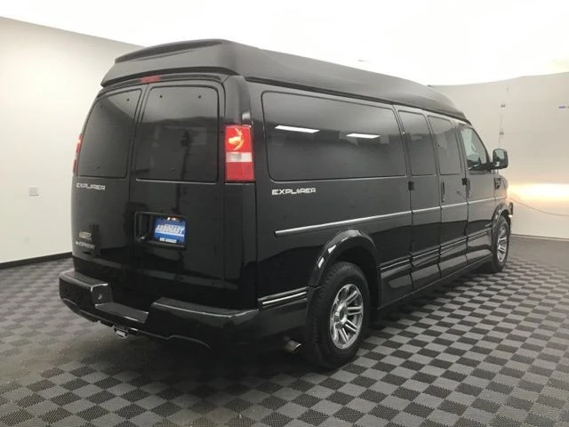 2021 Chevrolet Express - Image 3 of 12