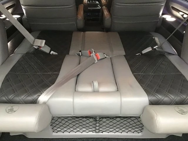 2021 Chevrolet Express - Image 9 of 12