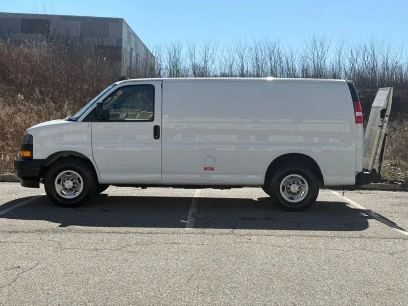 2021 Chevrolet Express - Image 5 of 12
