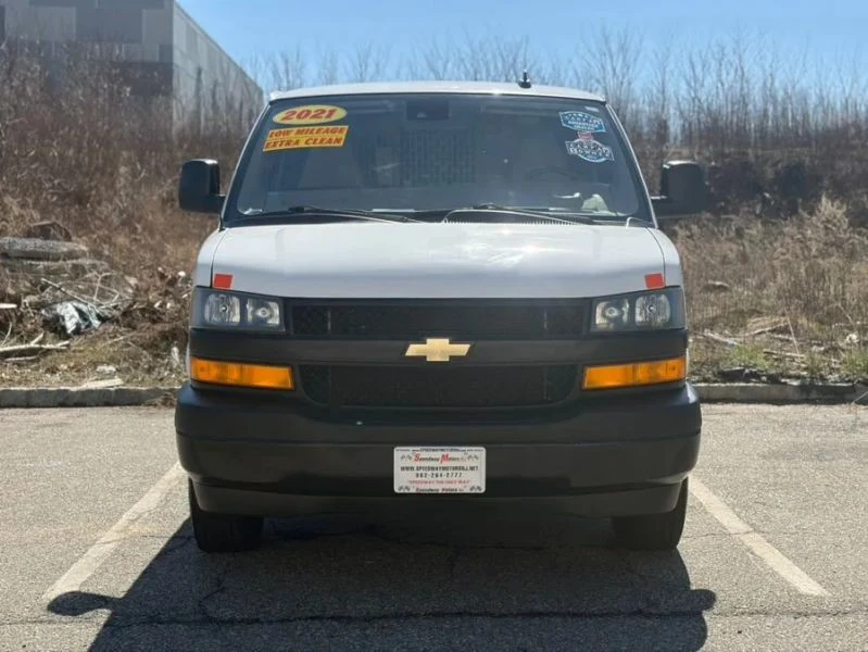 2021 Chevrolet Express - Image 3 of 12