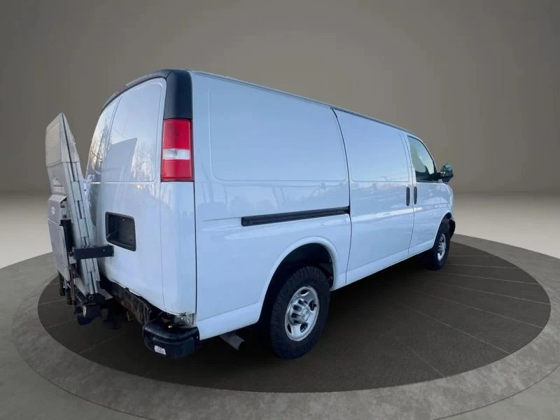 2021 Chevrolet Express - Image 5 of 12