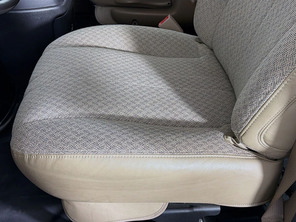 2021 Chevrolet Express - Image 21 of 21