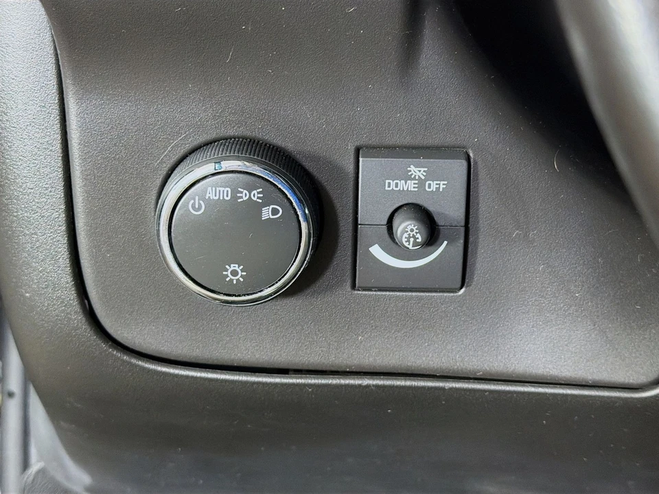 2021 Chevrolet Express - Image 12 of 21