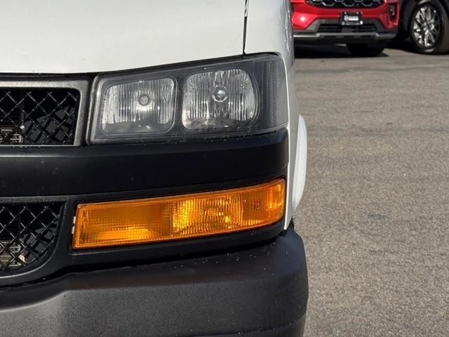 2021 Chevrolet Express - Image 8 of 12
