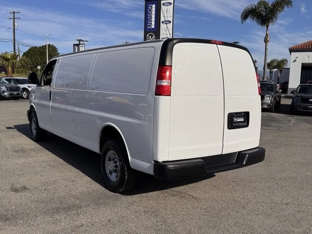 2021 Chevrolet Express - Image 10 of 12