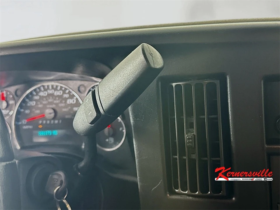 2021 Chevrolet Express - Image 16 of 21