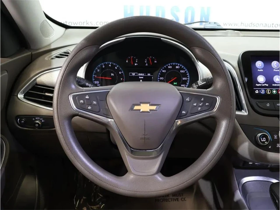 2021 Chevrolet Malibu - Image 17 of 31