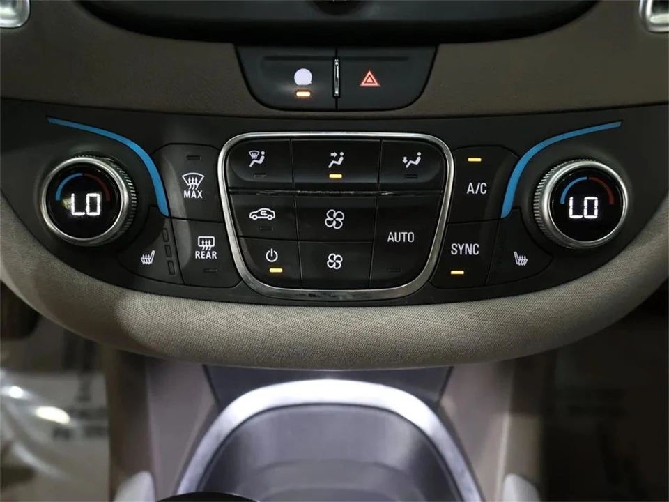 2021 Chevrolet Malibu - Image 21 of 31