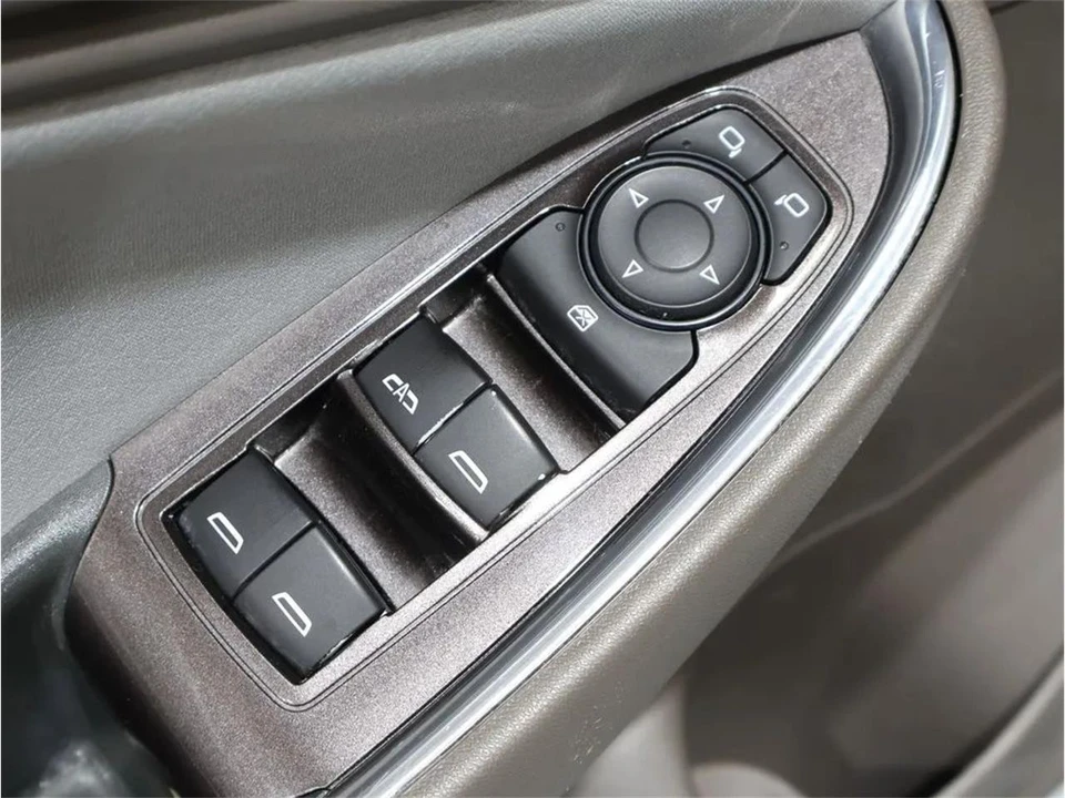 2021 Chevrolet Malibu - Image 11 of 31