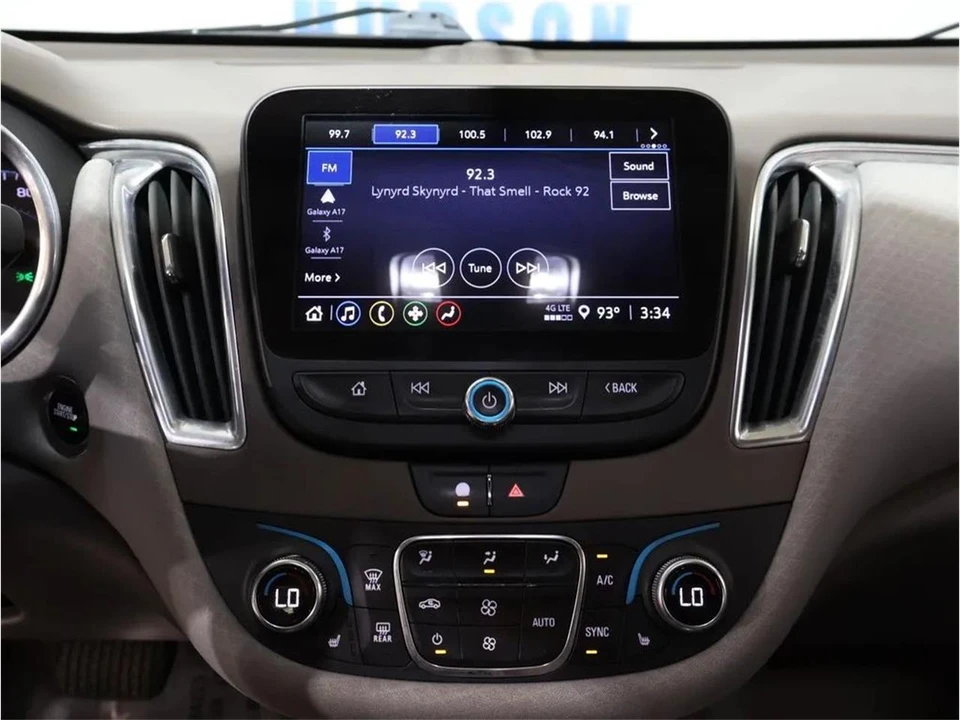 2021 Chevrolet Malibu - Image 18 of 31