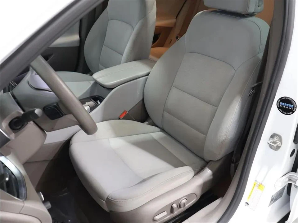 2021 Chevrolet Malibu - Image 16 of 31