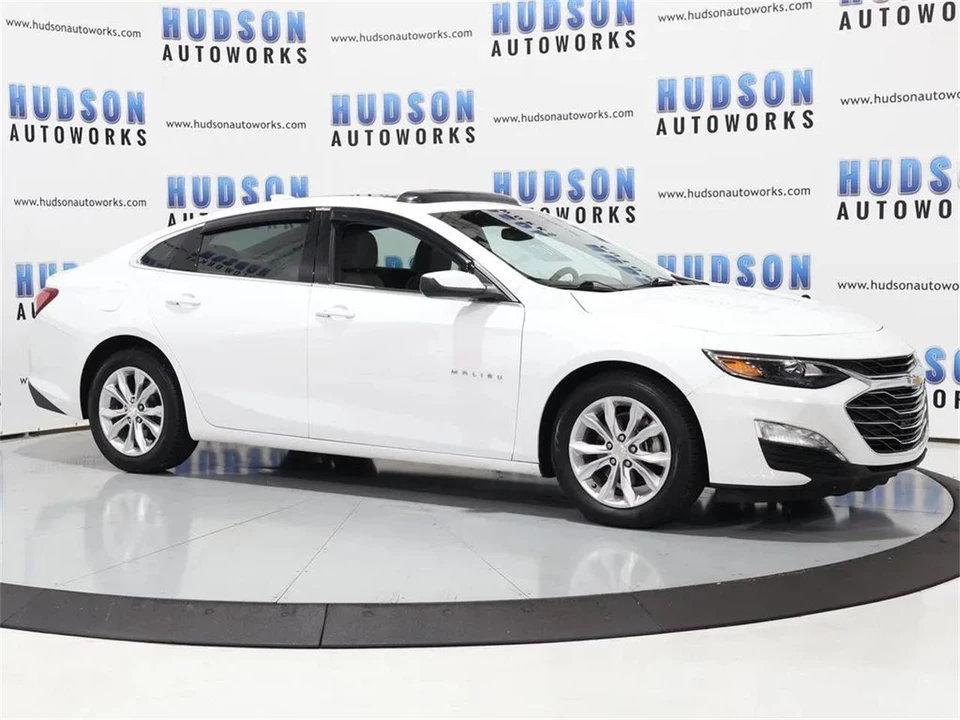 2021 Chevrolet Malibu - Image 8 of 31