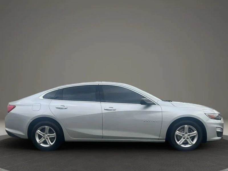 2021 Chevrolet Malibu - Image 4 of 12