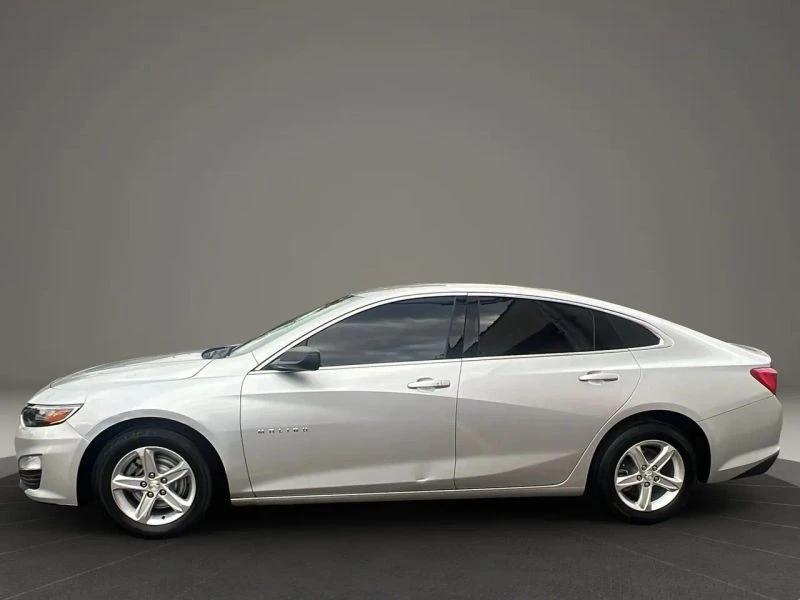 2021 Chevrolet Malibu - Image 8 of 12