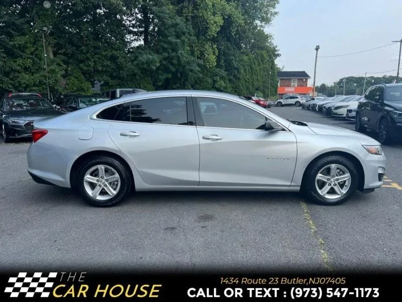 2021 Chevrolet Malibu - Image 2 of 12