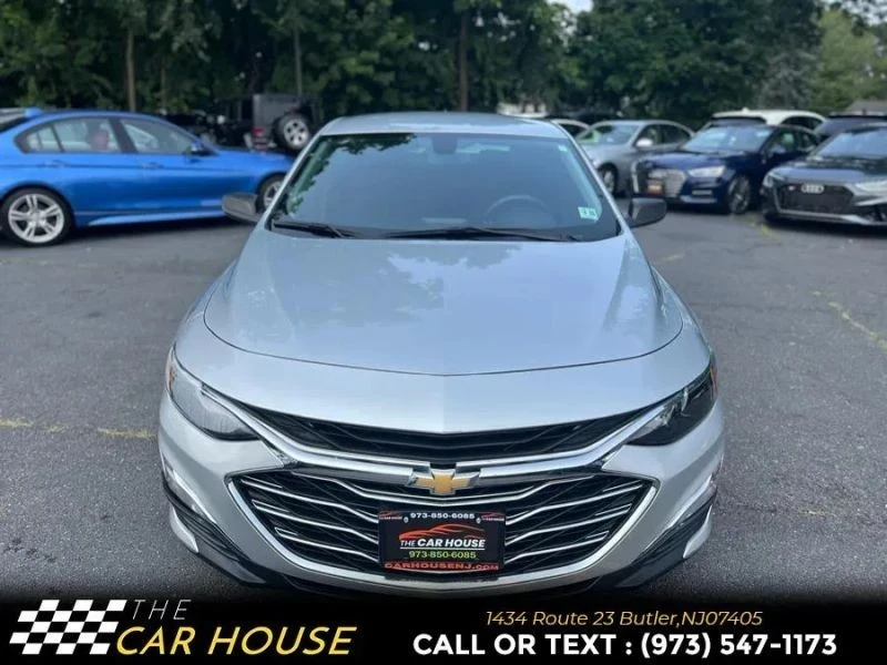 2021 Chevrolet Malibu - Image 8 of 12