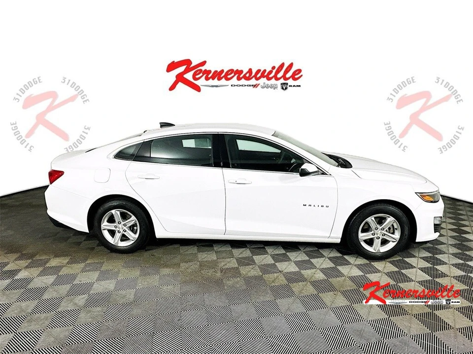 2021 Chevrolet Malibu - Image 8 of 21