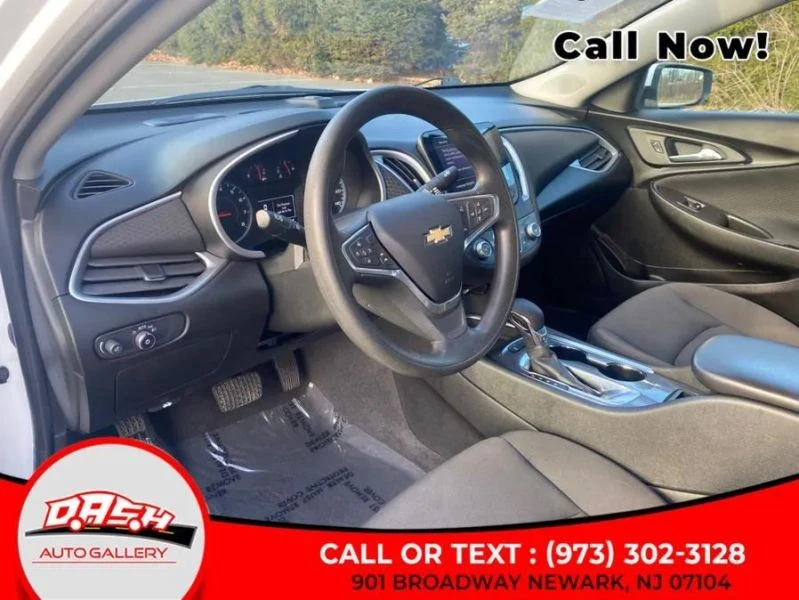 2021 Chevrolet Malibu - Image 10 of 12