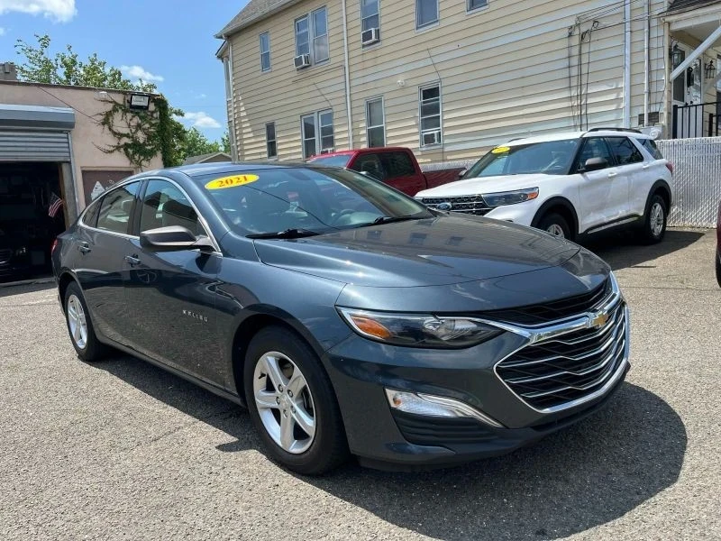 2021 Chevrolet Malibu - Image 2 of 12