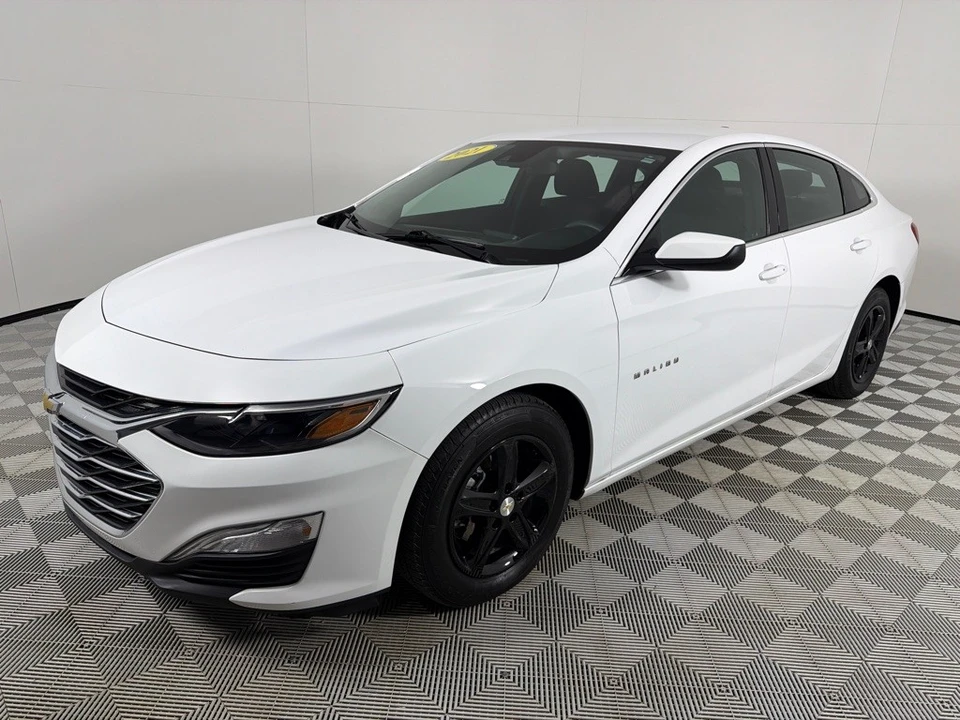2021 Chevrolet Malibu - Image 9 of 12