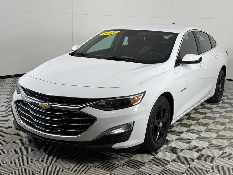 2021 Chevrolet Malibu - Image 10 of 12