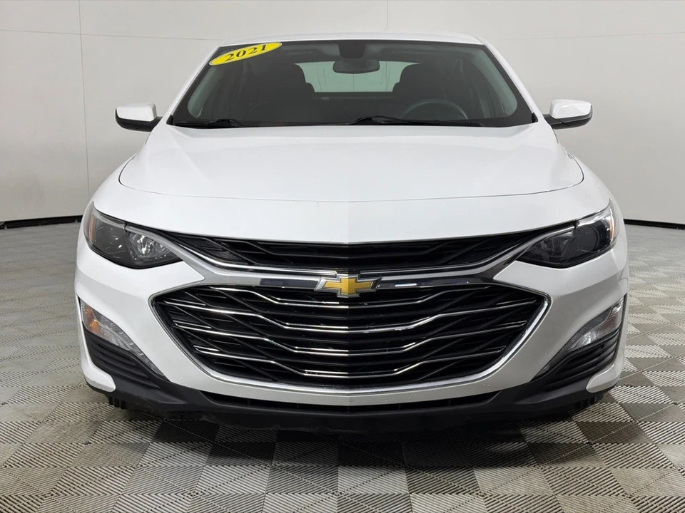 2021 Chevrolet Malibu - Image 10 of 12