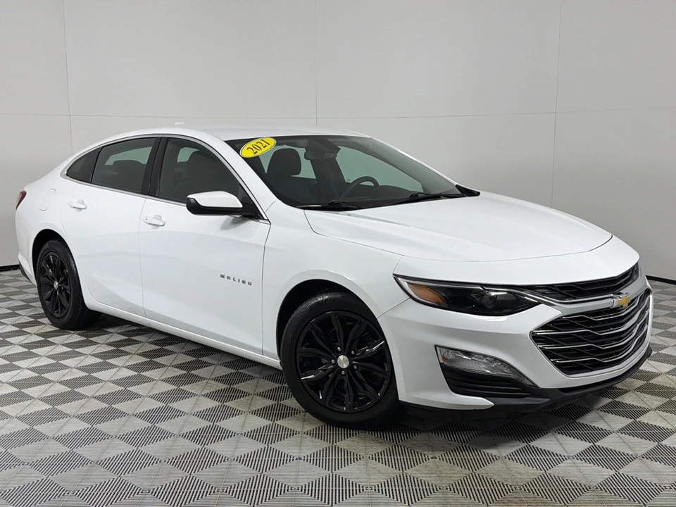 2021 Chevrolet Malibu - Image 2 of 12