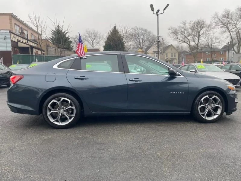 2021 Chevrolet Malibu - Image 8 of 12