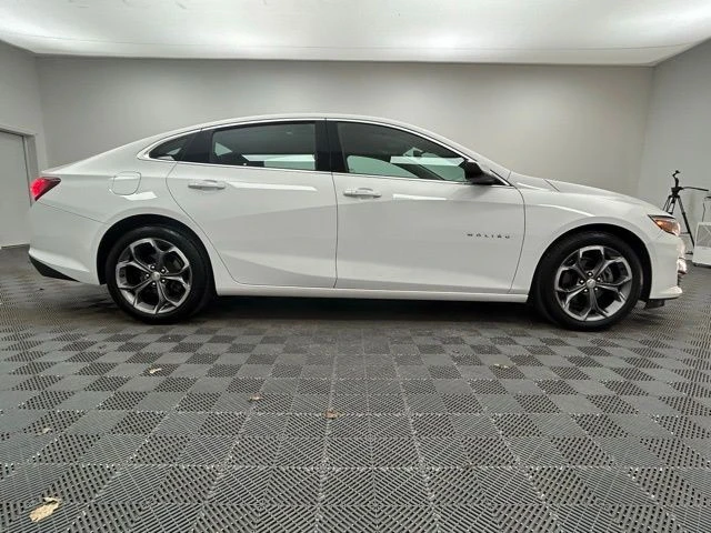2021 Chevrolet Malibu - Image 8 of 12