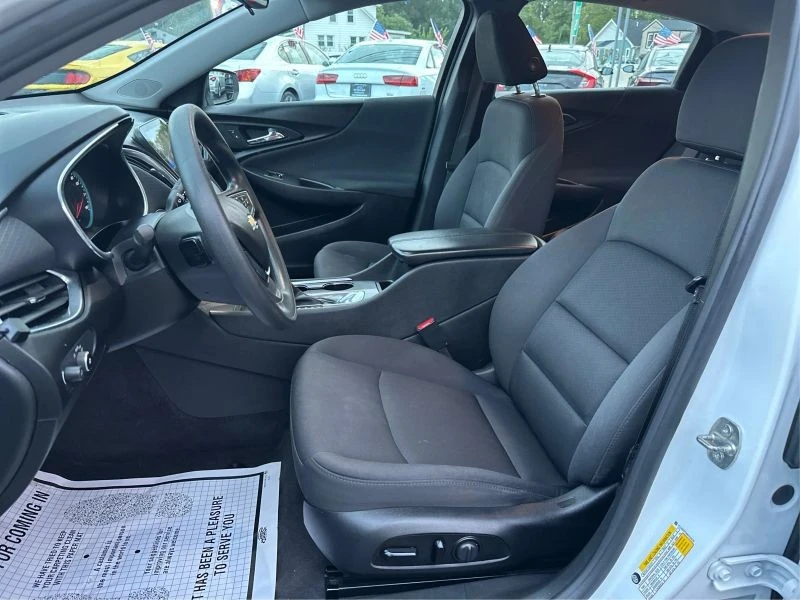 2021 Chevrolet Malibu - Image 9 of 12