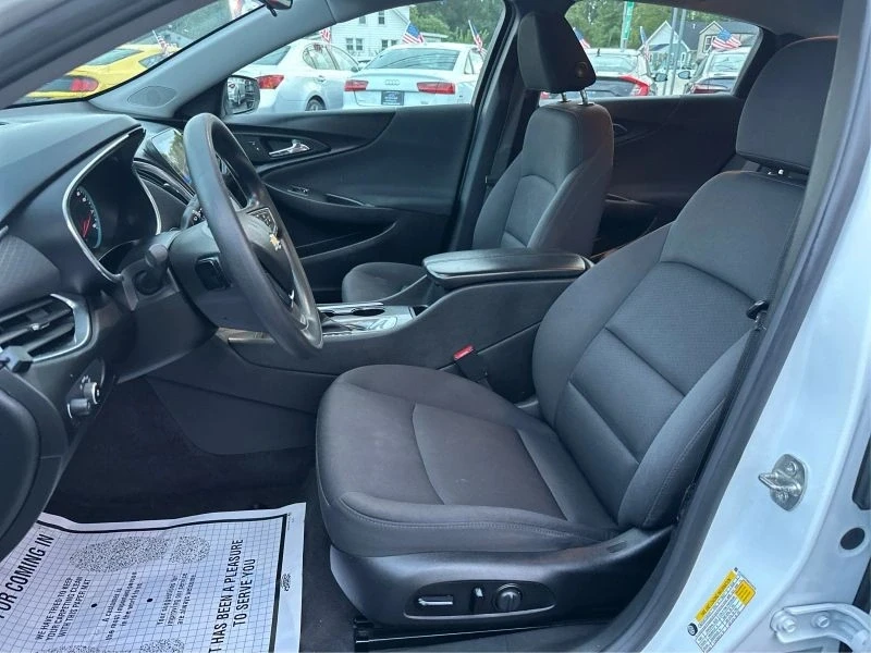 2021 Chevrolet Malibu - Image 9 of 12