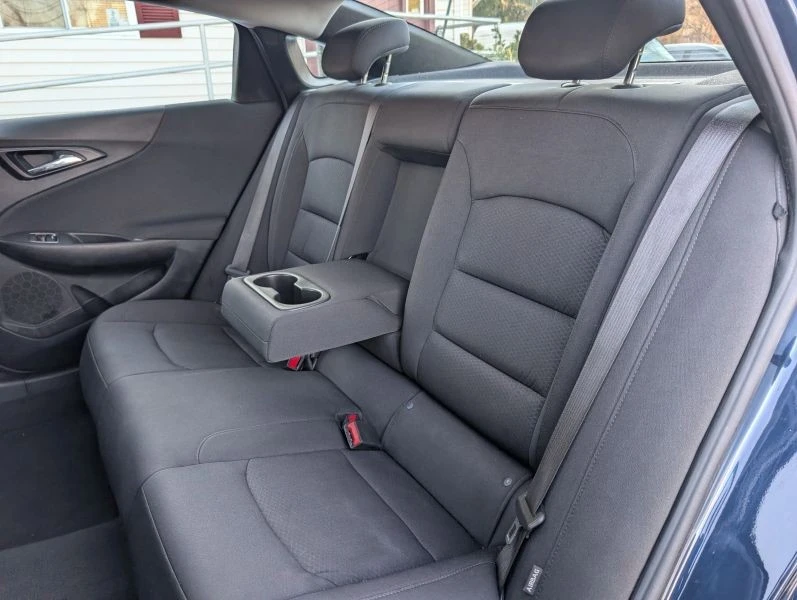 2021 Chevrolet Malibu - Image 10 of 12