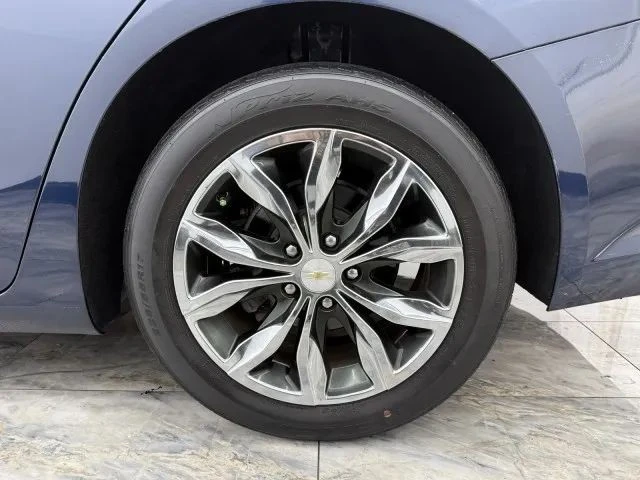 2021 Chevrolet Malibu - Image 11 of 12