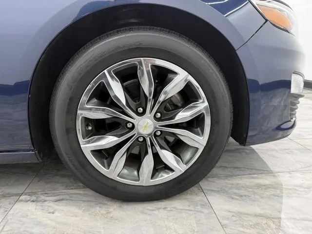 2021 Chevrolet Malibu - Image 10 of 12
