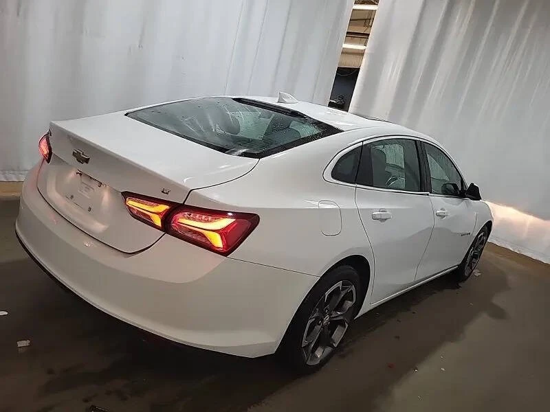 2021 Chevrolet Malibu - Image 2 of 3