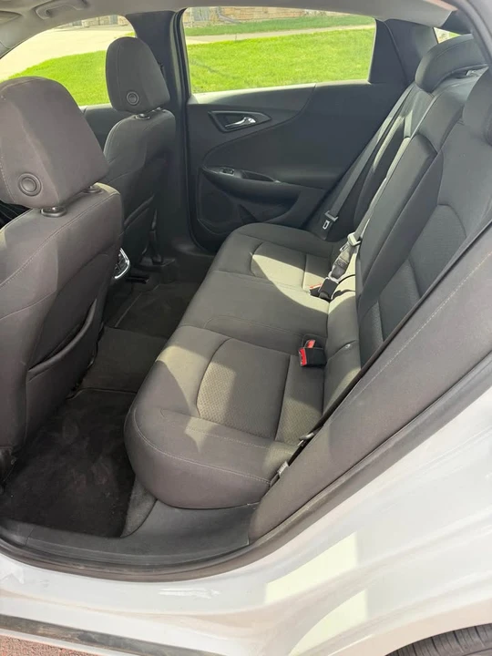 2021 Chevrolet Malibu - Image 7 of 8