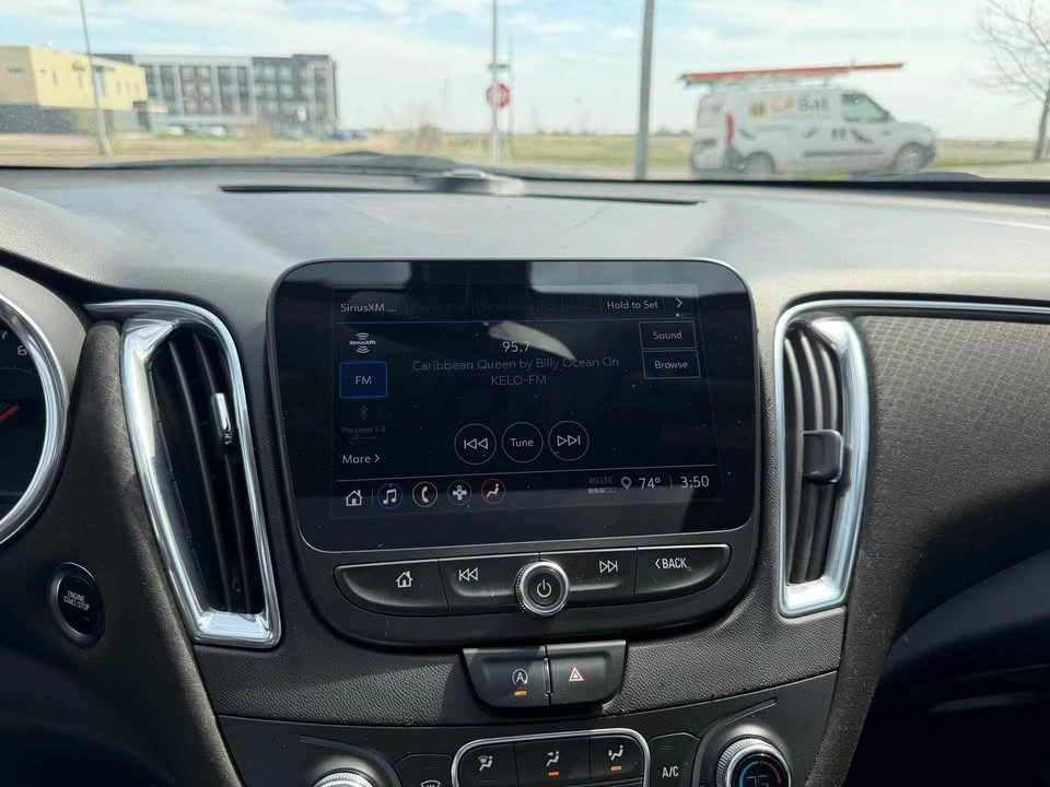 2021 Chevrolet Malibu - Image 6 of 8