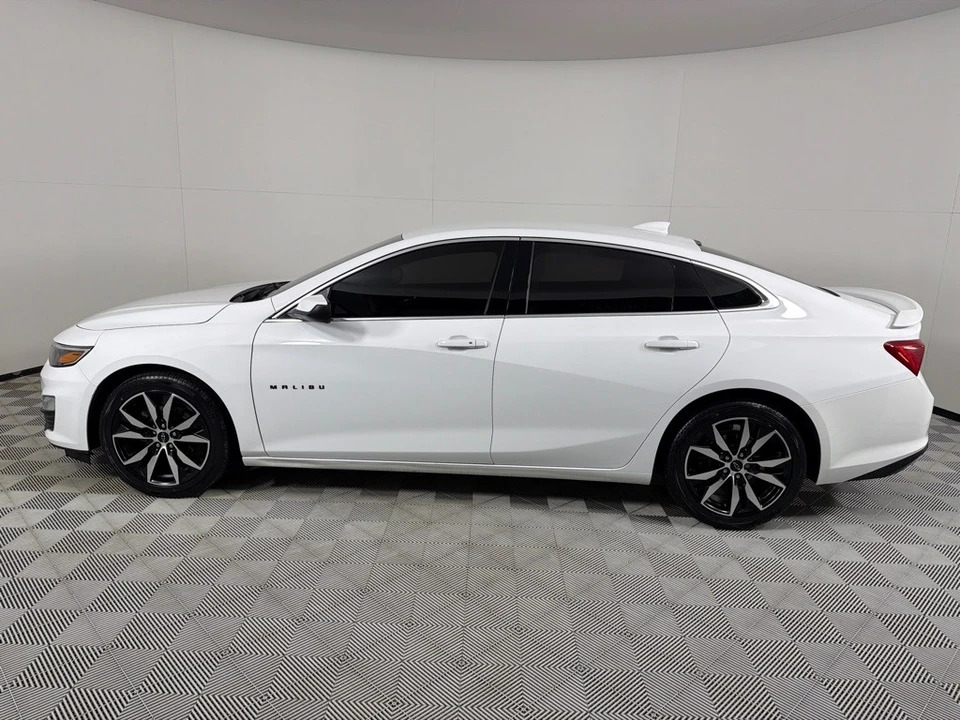 2021 Chevrolet Malibu - Image 8 of 12