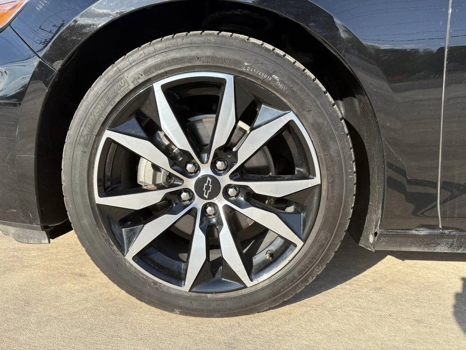 2021 Chevrolet Malibu - Image 8 of 21