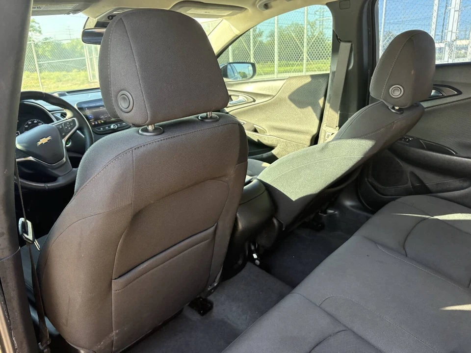 2021 Chevrolet Malibu - Image 15 of 21