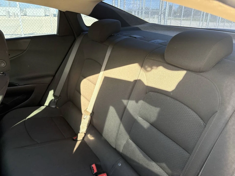 2021 Chevrolet Malibu - Image 16 of 21