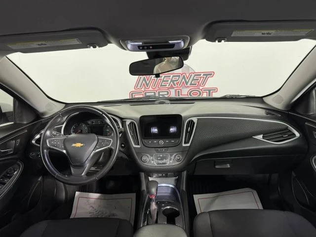2021 Chevrolet Malibu - Image 11 of 12