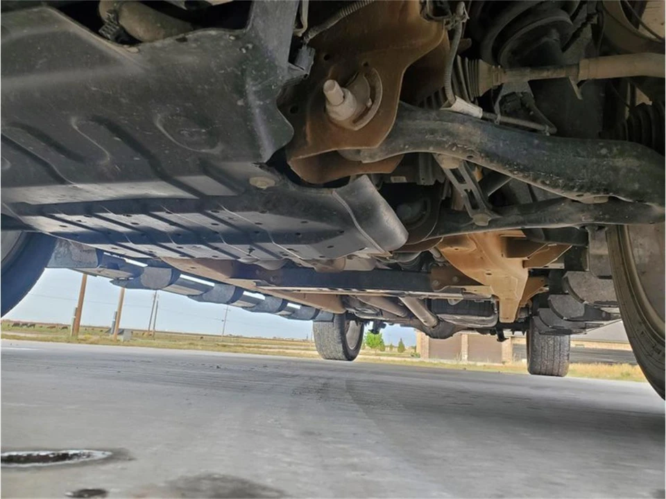 2021 Chevrolet Silverado 4th Gen - Image 18 of 19
