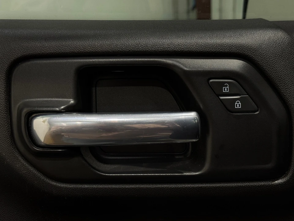 2021 Chevrolet Silverado 4th Gen - Image 10 of 12