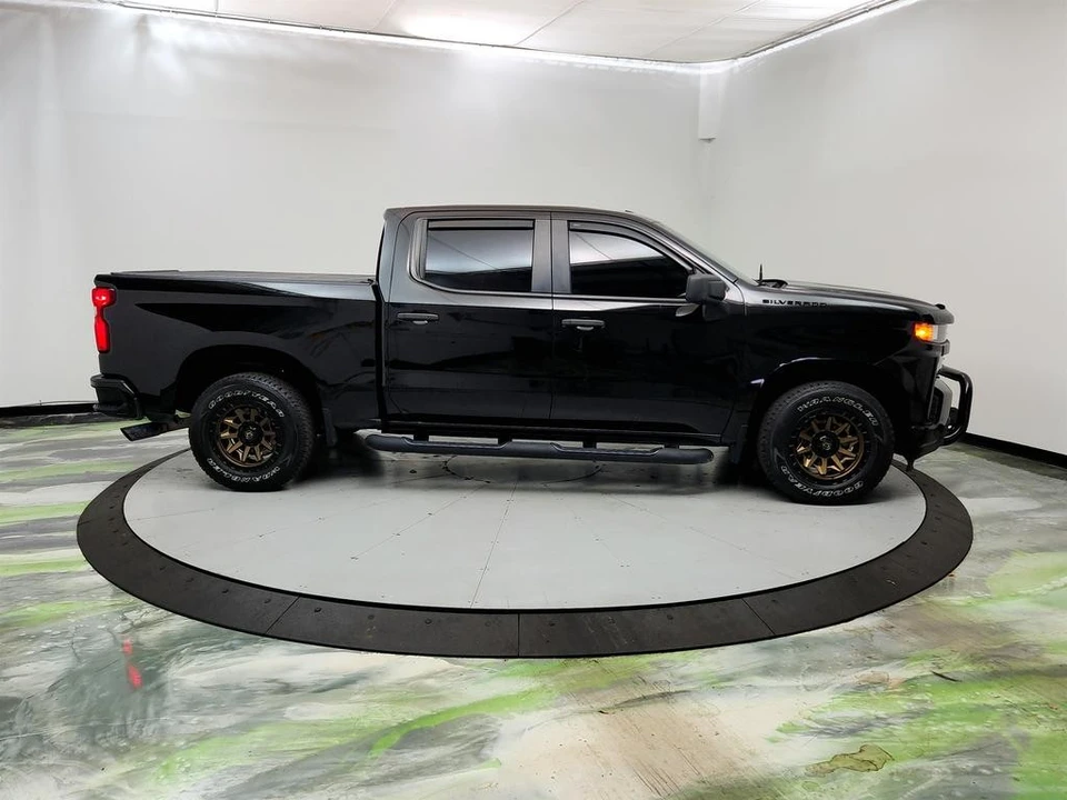 2021 Chevrolet Silverado 4th Gen - Image 4 of 21